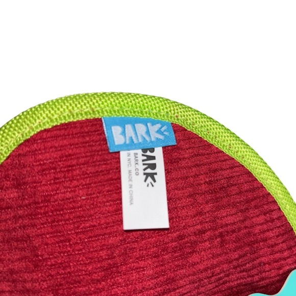 Bark Box Stingray Dog Toy Under The Seams Crosby The Ray Rare Crinkle Squeaky - Picture 6 of 6